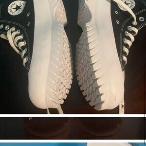 Converse Shoes Chuck Taylor Lugged Platform Black and White Womens Size 9
